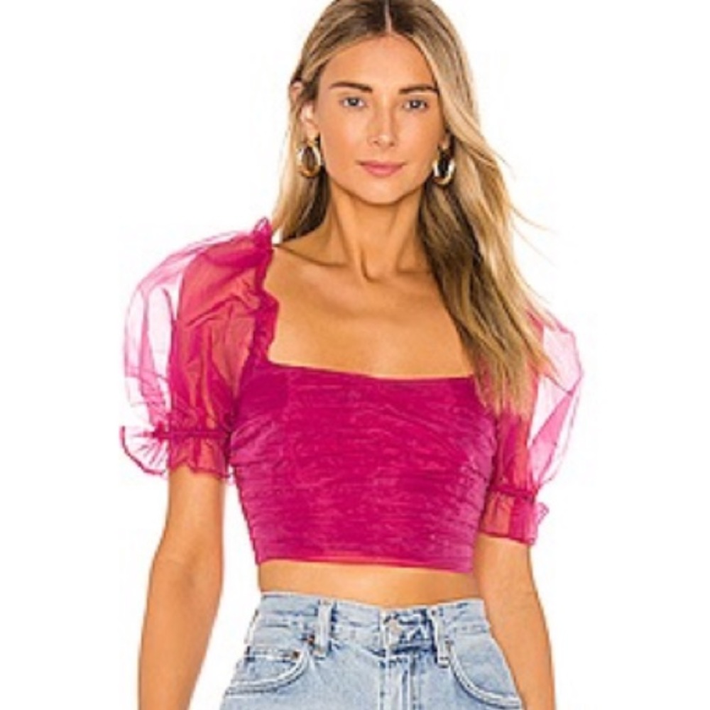 Fun shiny pink puff top!